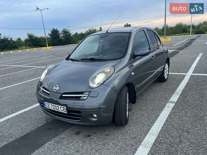 Хетчбек Nissan Micra 2006 в Чернівцях