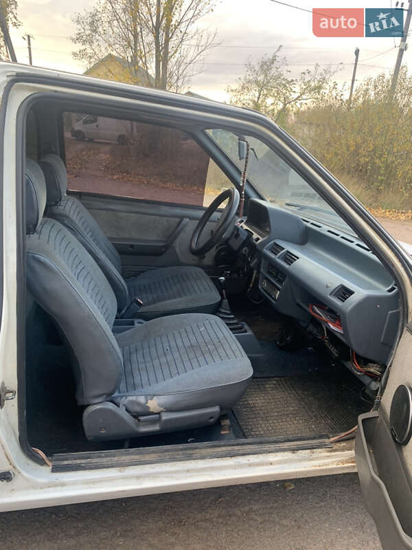 Хетчбек Nissan Micra 1986 в Коростені