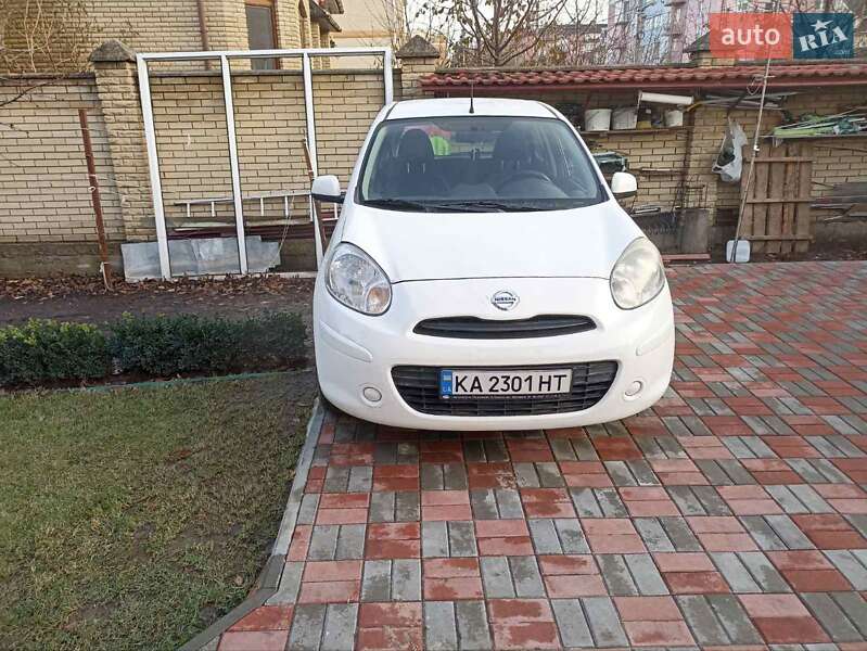 Хэтчбек Nissan Micra 2013 в Киеве