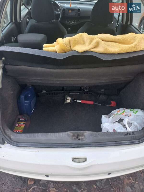 Хетчбек Nissan Micra 2009 в Тернополі