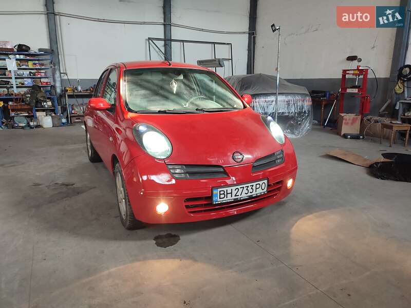 Хетчбек Nissan Micra 2004 в Чорноморську