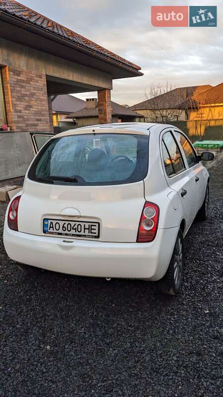 Хетчбек Nissan Micra 2003 в Виноградові