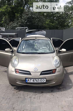 Хэтчбек Nissan Micra 2004 в Бурштыне