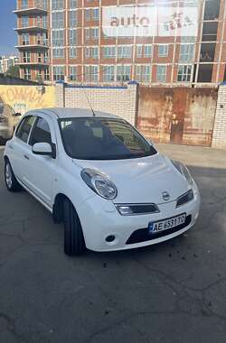 Хэтчбек Nissan Micra 2010 в Днепре