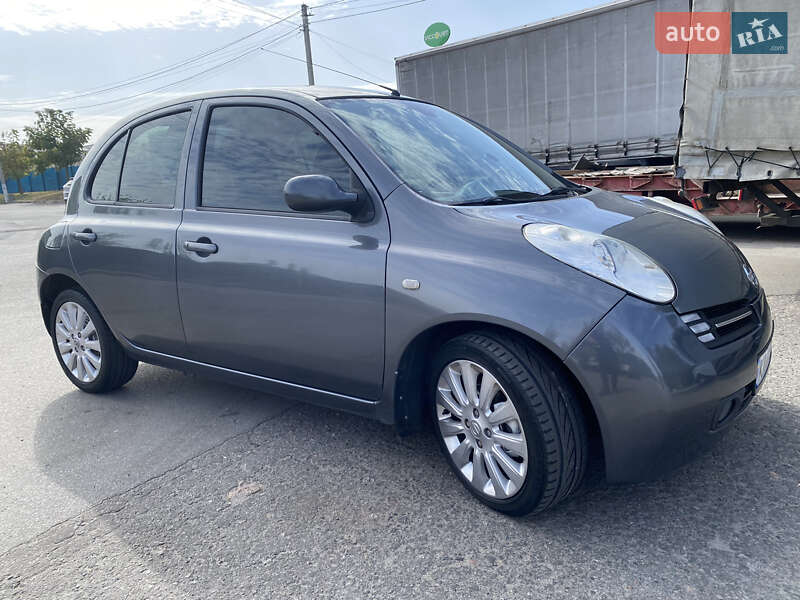 Хетчбек Nissan Micra 2004 в Києві