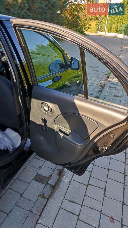 Хэтчбек Nissan Micra 2015 в Львове фото 14 Хэтчбек Nissan Micra 2015 в Львове