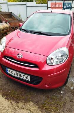Хэтчбек Nissan Micra 2013 в 