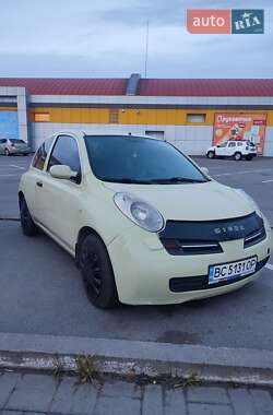 Хетчбек Nissan Micra 2004 в Львові