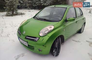 Хэтчбек Nissan Micra 2005 в Турийске