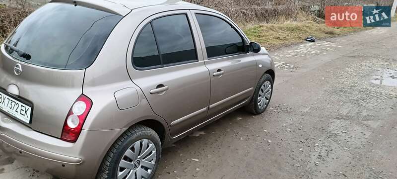 Хетчбек Nissan Micra 2006 в Хмельницькому