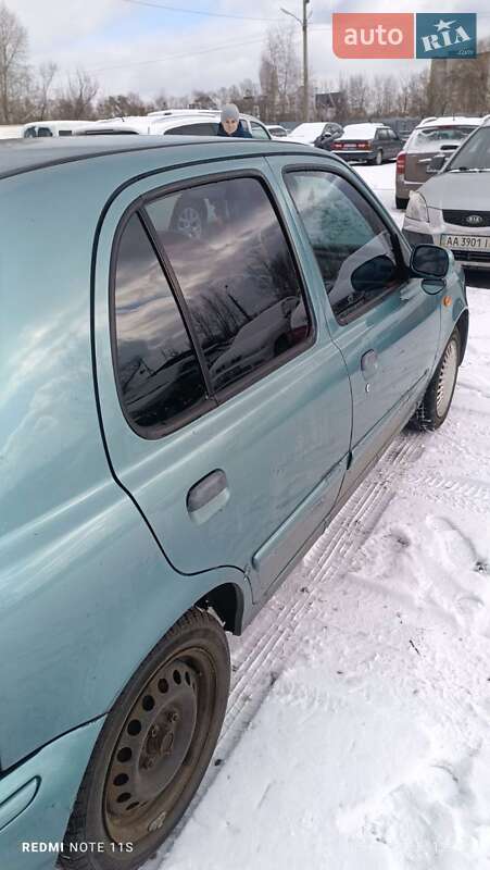 Хетчбек Nissan Micra 2001 в Києві