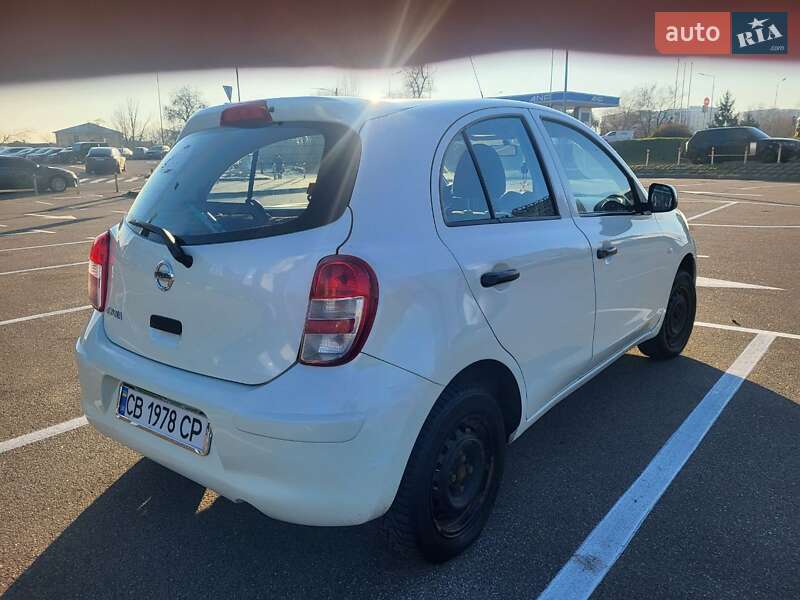Хетчбек Nissan Micra 2013 в Києві