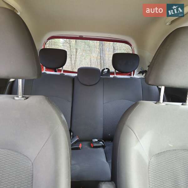 Хэтчбек Nissan Micra 2014 в Бродах фото 28 Хэтчбек Nissan Micra 2014 в Бродах