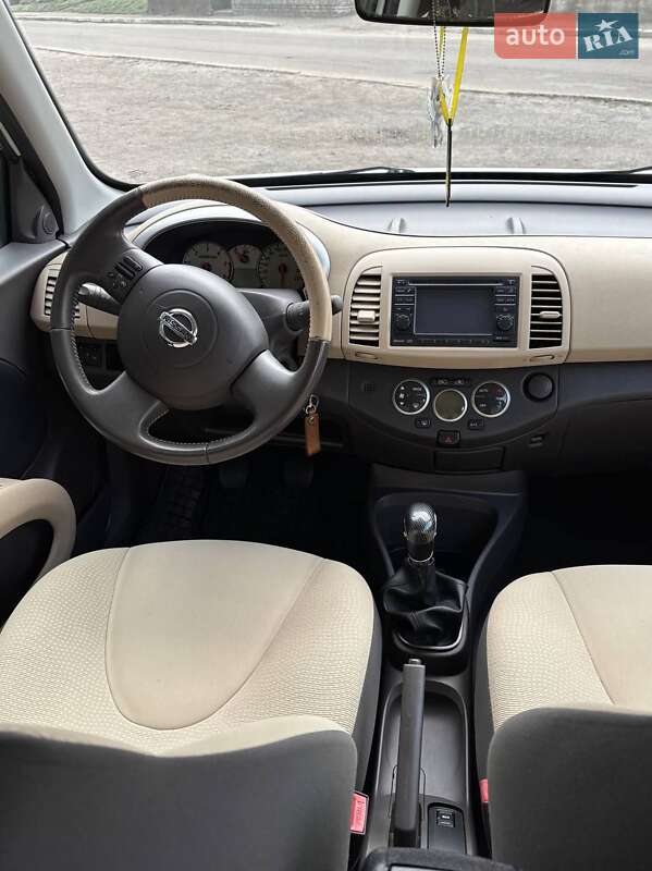 Хэтчбек Nissan Micra 2010 в Рожище