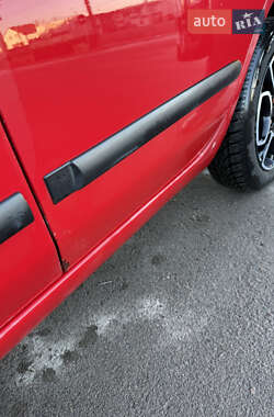 Хетчбек Nissan Micra 2008 в 