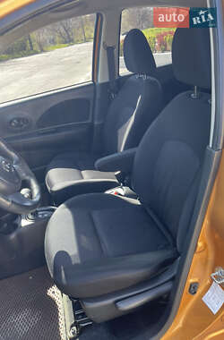 Хэтчбек Nissan Micra 2013 в 
