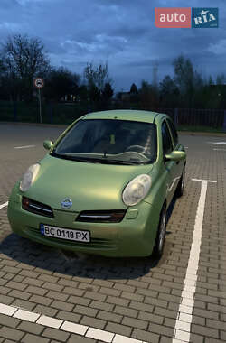 Хетчбек Nissan Micra 2004 в 