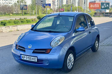 Хэтчбек Nissan Micra 2003 в 