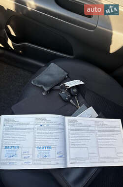 Хэтчбек Nissan Micra 2011 в Ровно