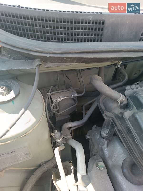 Хетчбек Nissan Micra 2013 в Києві