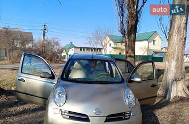 Хетчбек Nissan Micra 2004 в 