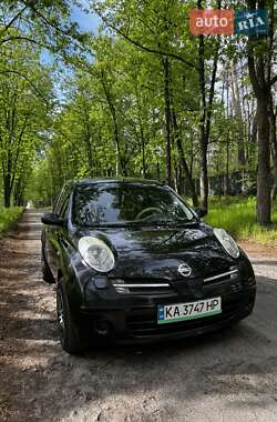 Хэтчбек Nissan Micra 2005 в Киеве