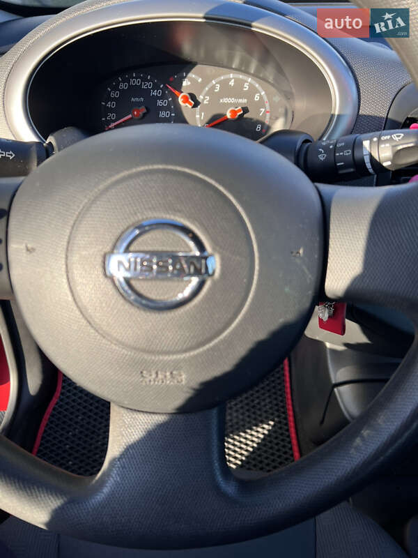 Хетчбек Nissan Micra 2004 в Львові