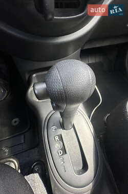 Хэтчбек Nissan Micra 2014 в 