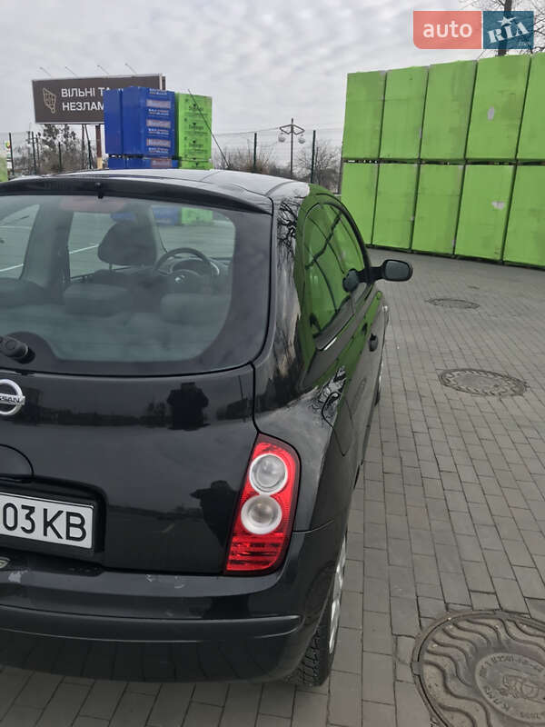 Хетчбек Nissan Micra 2006 в Умані