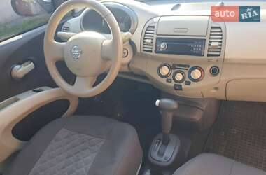 Хэтчбек Nissan Micra 2006 в 