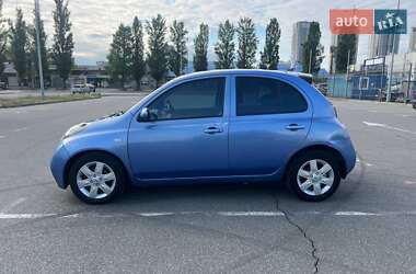 Хетчбек Nissan Micra 2004 в 