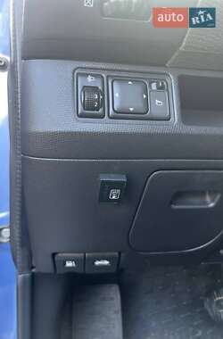 Хетчбек Nissan Micra 2004 в 