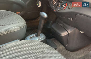 Хетчбек Nissan Micra 2007 в 