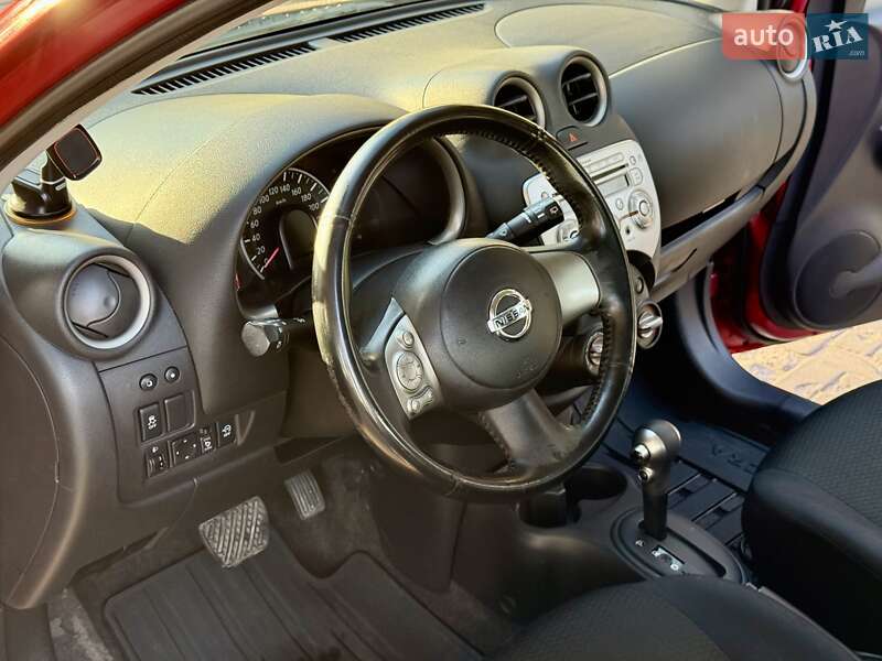 Хэтчбек Nissan Micra 2012 в Днепре