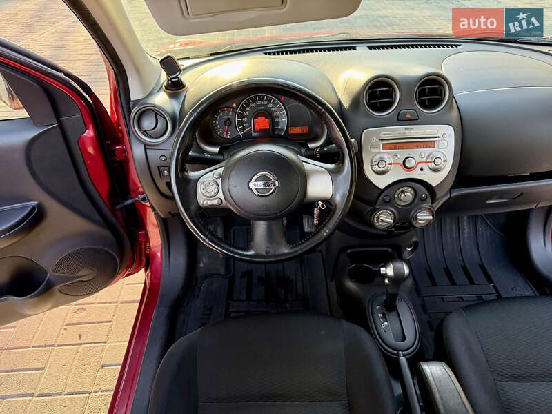 Хэтчбек Nissan Micra 2012 в Днепре