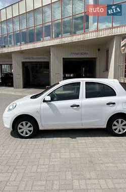 Хетчбек Nissan Micra 2015 в 