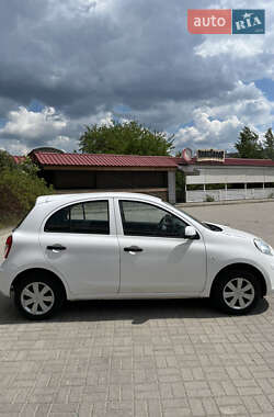 Хетчбек Nissan Micra 2015 в 