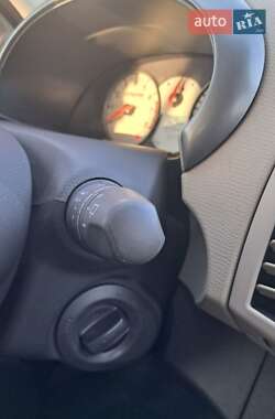 Хетчбек Nissan Micra 2008 в 
