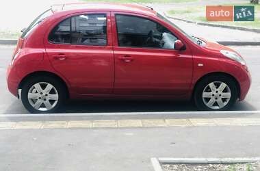 Хэтчбек Nissan Micra 2004 в Киеве