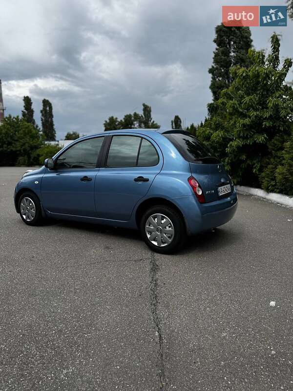Хэтчбек Nissan Micra 2010 в Киеве