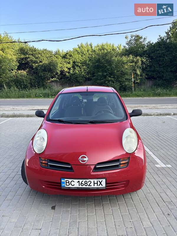 Хетчбек Nissan Micra 2004 в Львові