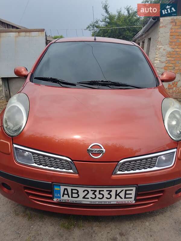 Хэтчбек Nissan Micra 2008 в 