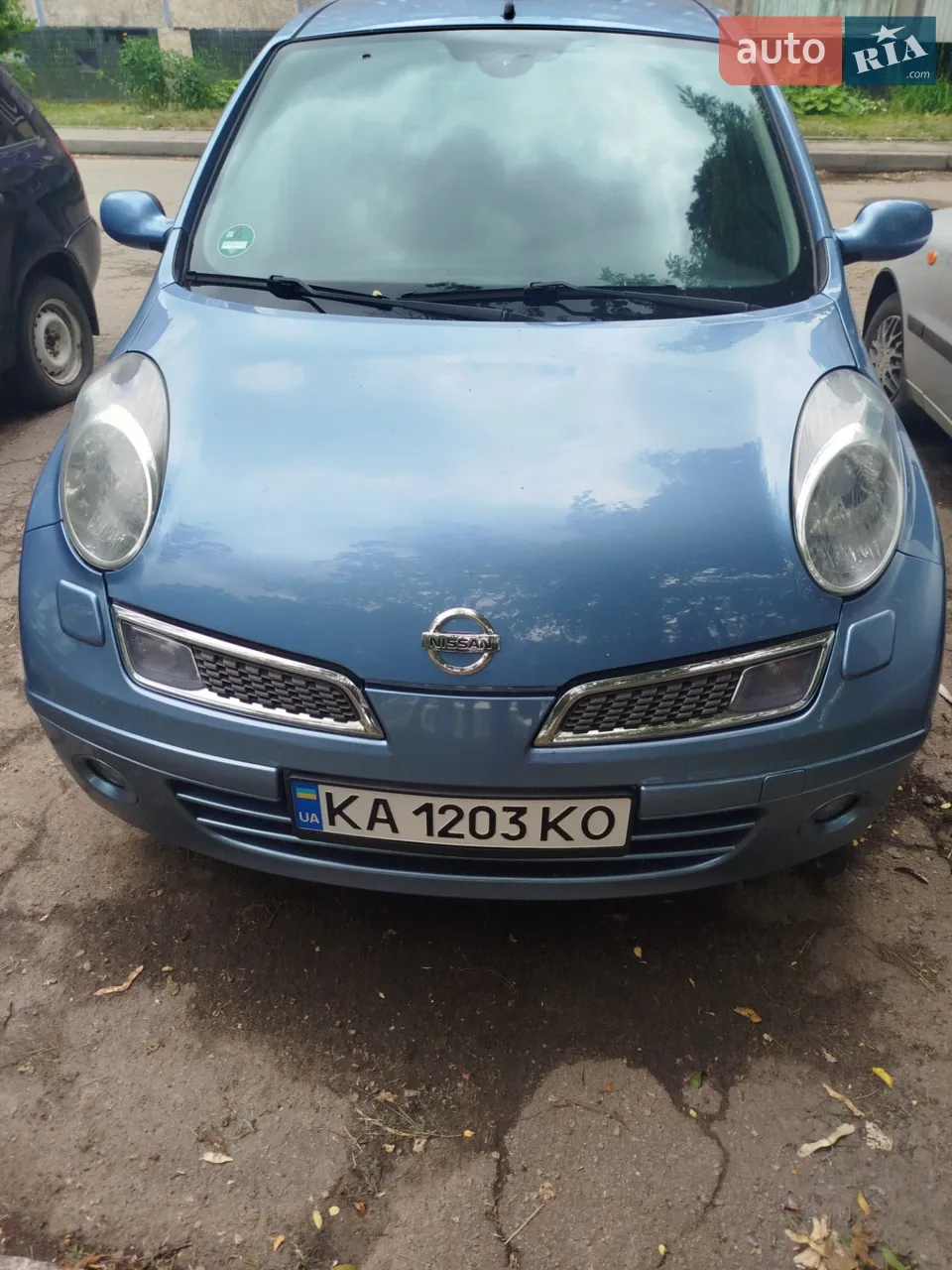 Продам Nissan Micra 2008 року. Пробіг 158 тис. обслуговування робилося вчасно. Гарний стан. Стікла всі рідні.
повна комплектація: без ключовий доступ (2 ключі), датчик світла, дощу, клімат гарно працює.ходова в нормі.
працює кожна кнопка. Кузов і салон у гарному стані. гарна літня резина.
більш детальну інформацію телефоном.