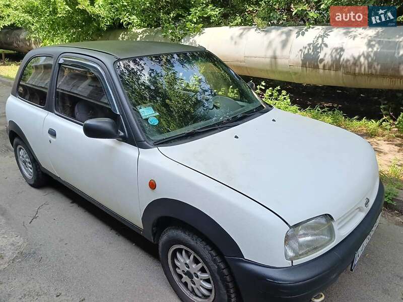 Nissan Micra 1996