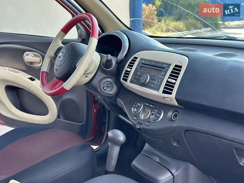 Хетчбек Nissan Micra 2007 в Дніпрі