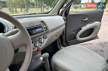 Хэтчбек Nissan Micra 2004 в 