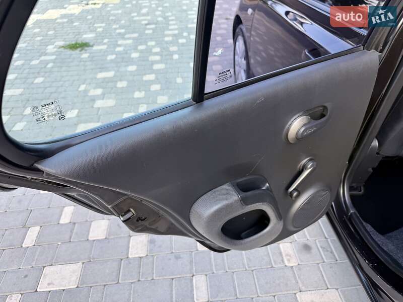 Хэтчбек Nissan Micra 2009 в Одессе