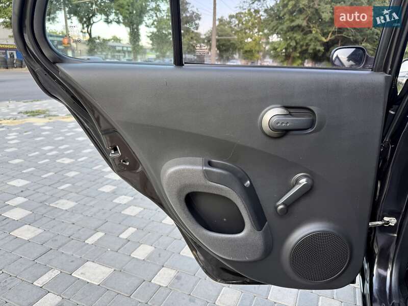 Хэтчбек Nissan Micra 2009 в Одессе