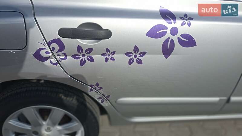 Хэтчбек Nissan Micra 2007 в Луцке фото 7 Хэтчбек Nissan Micra 2007 в Луцке