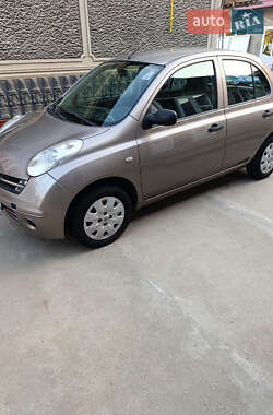 Хетчбек Nissan Micra 2006 в 
